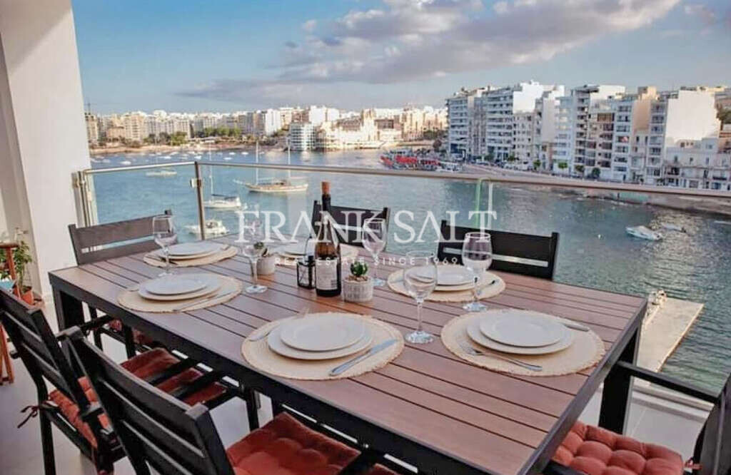 Квартира с 2 спальнями в Сент-Джулианс, Мальта № 7347