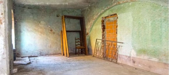 3 Schlafzimmer Villa in Briona, Italy, Nr. 83634 7