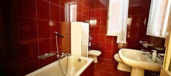 Дом с 4 комнатами в Гвальдо Тадино, Италия № 150246 13