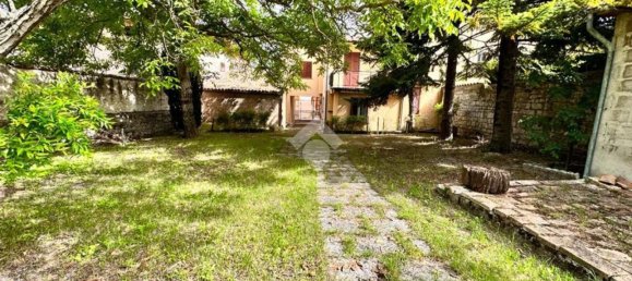 Дом с 4 комнатами в Гвальдо Тадино, Италия № 150246 18