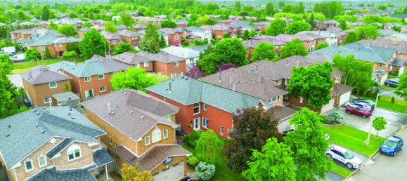 5 bedrooms House in Mississauga, Canada No. 389 4