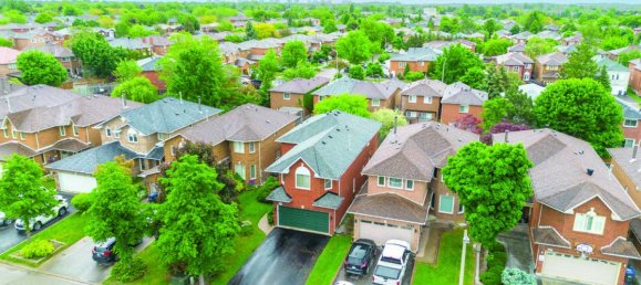 5 bedrooms House in Mississauga, Canada No. 389 3