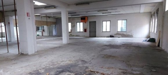Entrepôt à Cesano Maderno, Italy 1205m² No. 378468 10