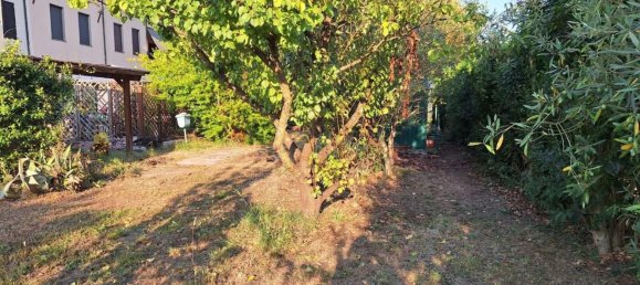 5 bedrooms Duplex in Capannori, Italy No. 380228 2