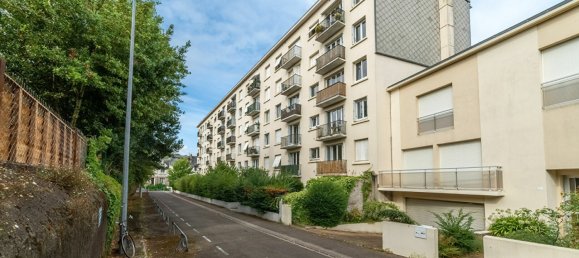 1 bedroom Apartment in Nantes, France No. 357867 11