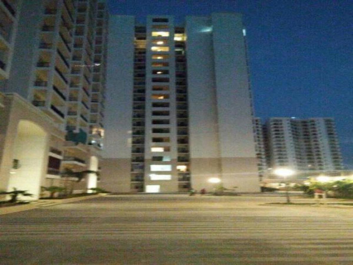 Casa de 3 dormitorios en Lucknow, India No. 25177