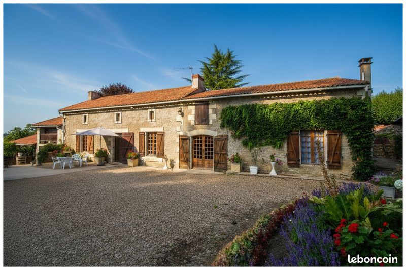 5غرفة منزل في Vienne, France رقم 320192