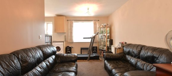 2 bedrooms Apartment in Essex, United Kingdom No. 4175 3
