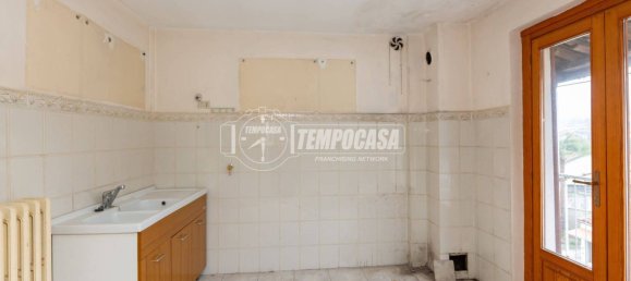 5 rooms House in Gassino Torinese, Italy No. 80296 18