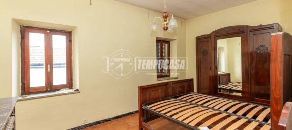5 rooms House in Gassino Torinese, Italy No. 80296 14