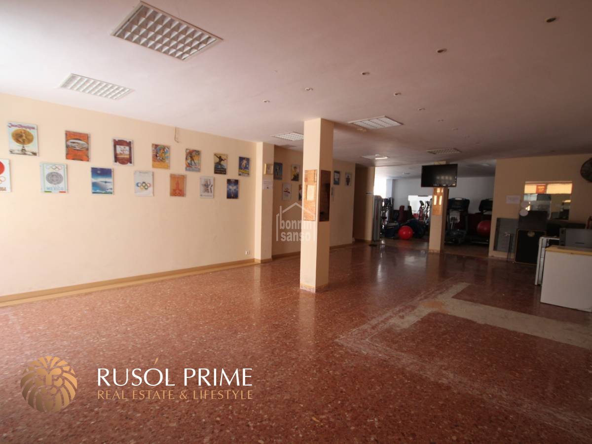 Propiedad comercial en Ciutadella De Menorca, Spain 492 m² No. 2047