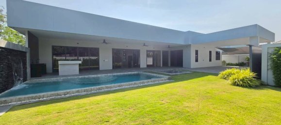 3 bedrooms House for sale in Pattaya, Chonburi, Eastern Thailand, Thailand № 71889 4