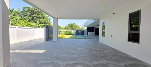 3 bedrooms House for sale in Pattaya, Chonburi, Eastern Thailand, Thailand № 71889 9