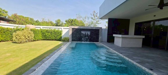 3 bedrooms House for sale in Pattaya, Chonburi, Eastern Thailand, Thailand № 71889 5