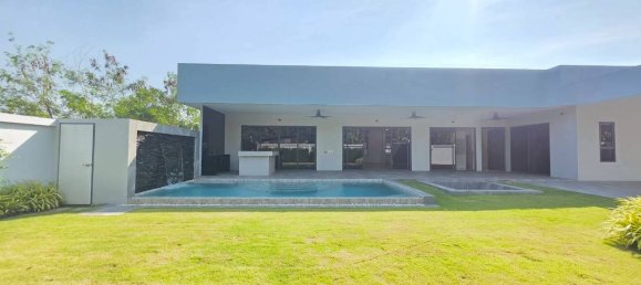3 bedrooms House for sale in Pattaya, Chonburi, Eastern Thailand, Thailand № 71889 2