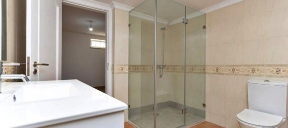 4 chambres Maison à Almada, Portugal No. 89646 44