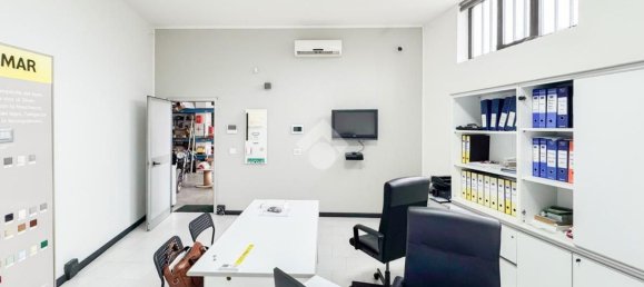 170m² Commercial property in Rezzato, Italy No. 6476 3