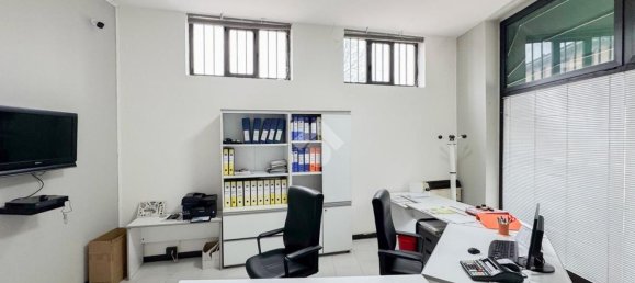 170m² Commercial property in Rezzato, Italy No. 6476 8