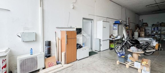 170m² Commercial property in Rezzato, Italy No. 6476 18