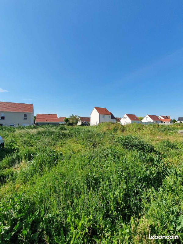 Terreno en Auneau, France 621 m² No. 76819