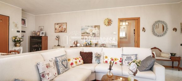 3-Zimmer Wohnung in Senago, Italy, Nr. 42634 7