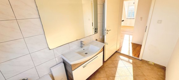 4-salle Appartement à Nuremberg, Germany No. 272800 8