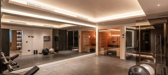 5 bedrooms Villa in Marbella, Spain No. 183891 26