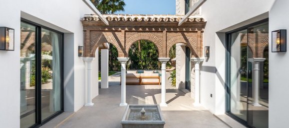 5 bedrooms Villa in Marbella, Spain No. 183891 6