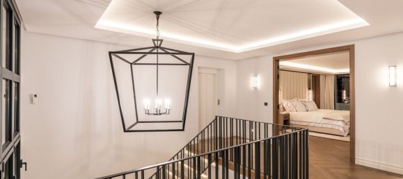 5 bedrooms Villa in Marbella, Spain No. 183891 32