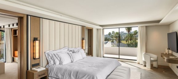 5 bedrooms Villa in Marbella, Spain No. 183891 14