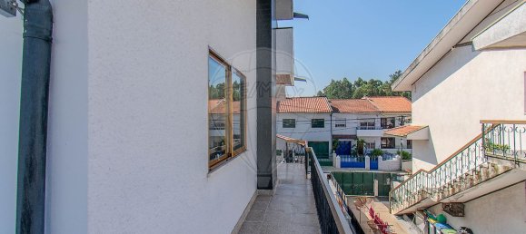 3 bedrooms House in Ermesinde, Portugal No. 30105 21