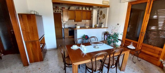 Квартира с 7 комнатами в Пистоя, Италия № 221570 24