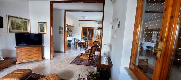 Квартира с 7 комнатами в Пистоя, Италия № 221570 27