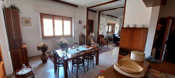 Квартира с 7 комнатами в Пистоя, Италия № 221570 25