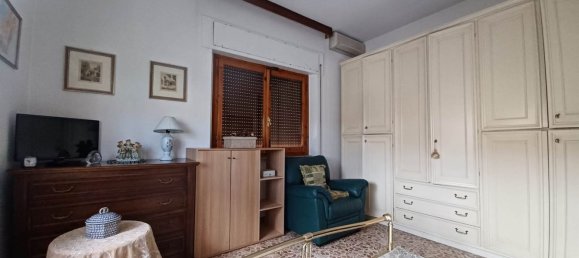 Квартира с 7 комнатами в Пистоя, Италия № 221570 19