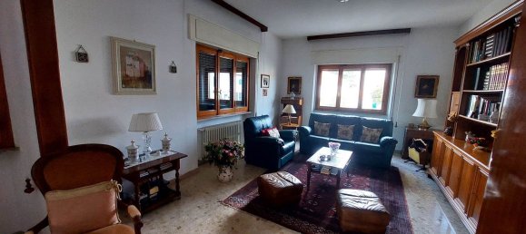 Квартира с 7 комнатами в Пистоя, Италия № 221570 28