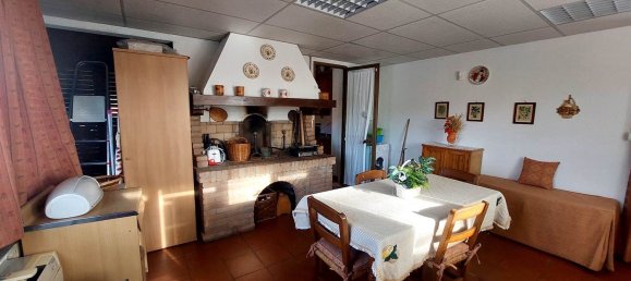 Квартира с 7 комнатами в Пистоя, Италия № 221570 26