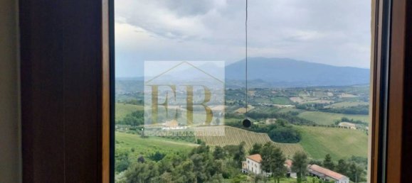 3 Schlafzimmer Wohnung in Castorano, Italy, Nr. 380423 13