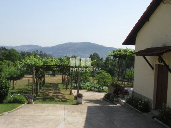 Дом с 4 спальнями в Сейшаш, Португалия № 54548