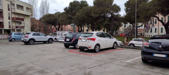 3 rooms Apartment in Livorno, Italy No. 161291 19