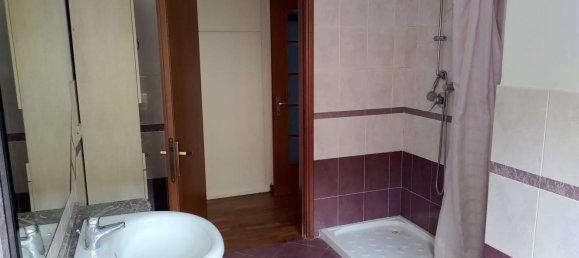 3 rooms Apartment in Livorno, Italy No. 161291 17