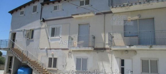 5 bedrooms Penthouse in Roseto degli Abruzzi, Italy No. 310847 16