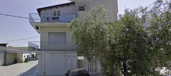 5 bedrooms Penthouse in Roseto degli Abruzzi, Italy No. 310847 4