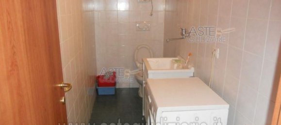 5 bedrooms Penthouse in Roseto degli Abruzzi, Italy No. 310847 12