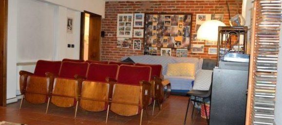 Вилла с 10 комнатами в Верчелли, Италия № 124282 25