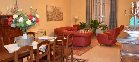 Вилла с 10 комнатами в Верчелли, Италия № 124282 7