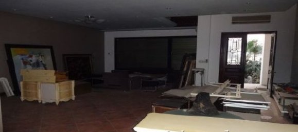 7 bedrooms Villa in Tay Ho, Vietnam No. 5709 12