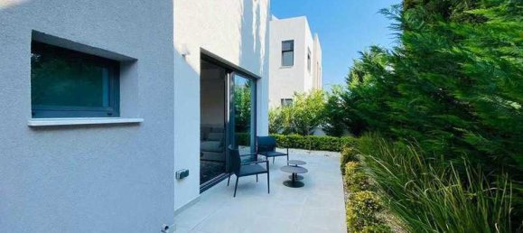 2 bedrooms Maisonette in Limassol, Cyprus No. 7589 9