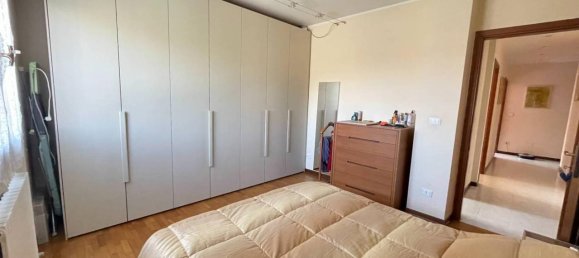 5 rooms Apartment in Castenaso, Italy No. 28186 10