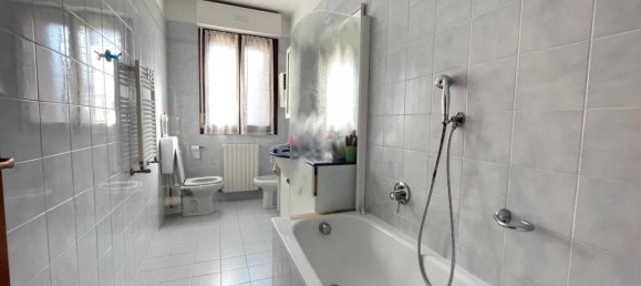 5 rooms Apartment in Castenaso, Italy No. 28186 11